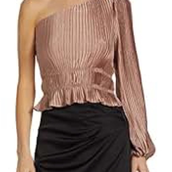 ASTR the Label Zona Mauve One-Shoulder Shimmer Blouse - Picture 3 of 5